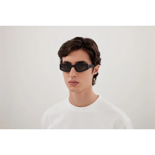 Gucci GG1787S 001