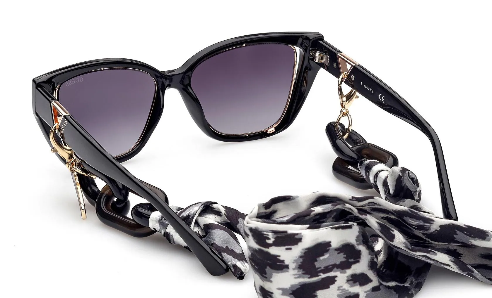 Guess GU7816 01B